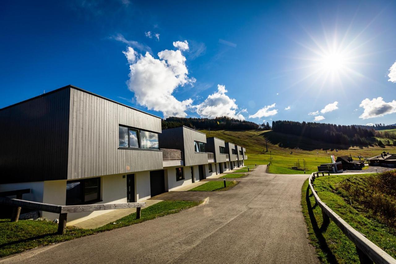 Naturpark Chalets Lambrecht By Alps Resorts Sankt Lambrecht Exteriör bild