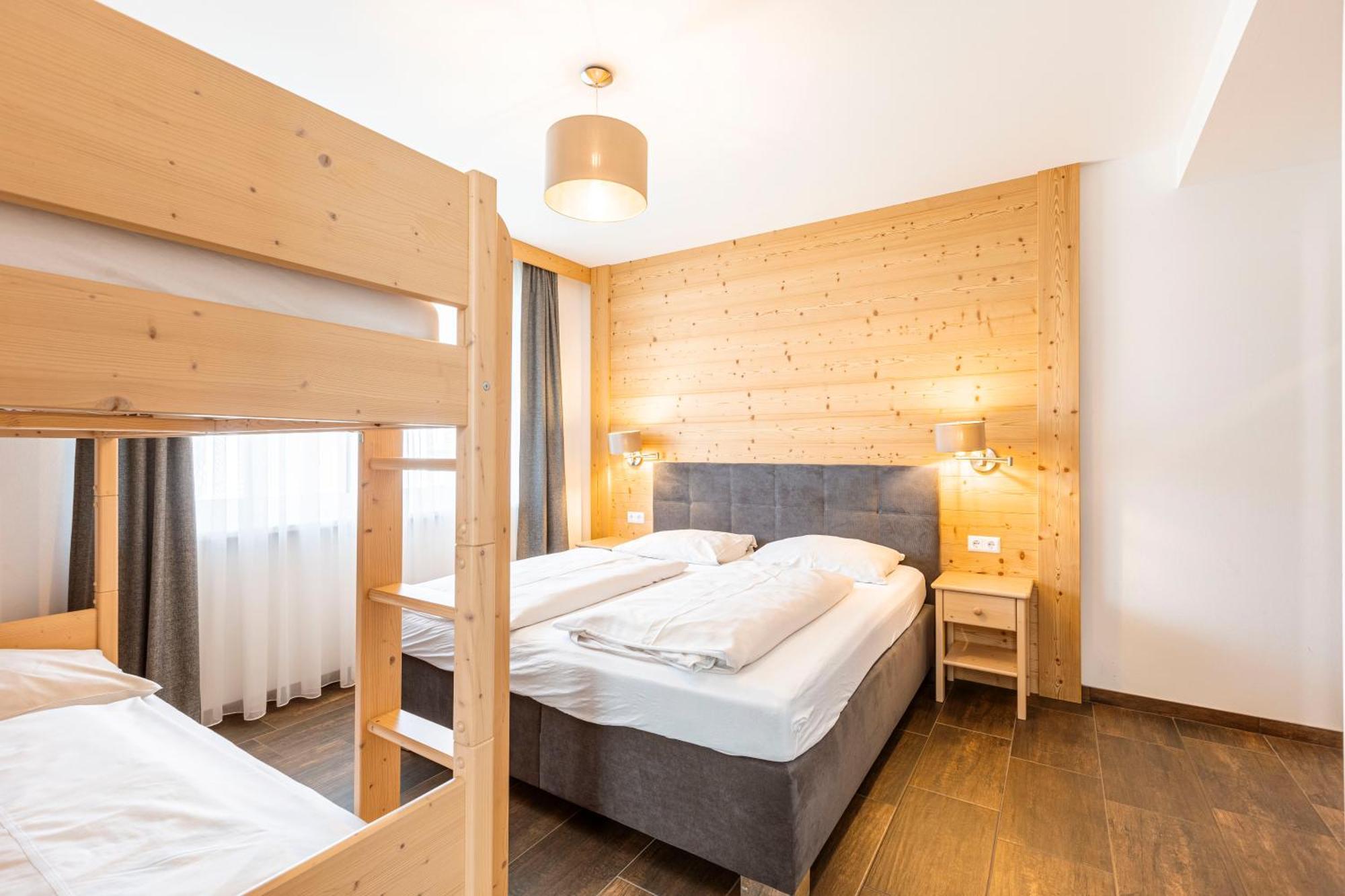 Naturpark Chalets Lambrecht By Alps Resorts Sankt Lambrecht Exteriör bild