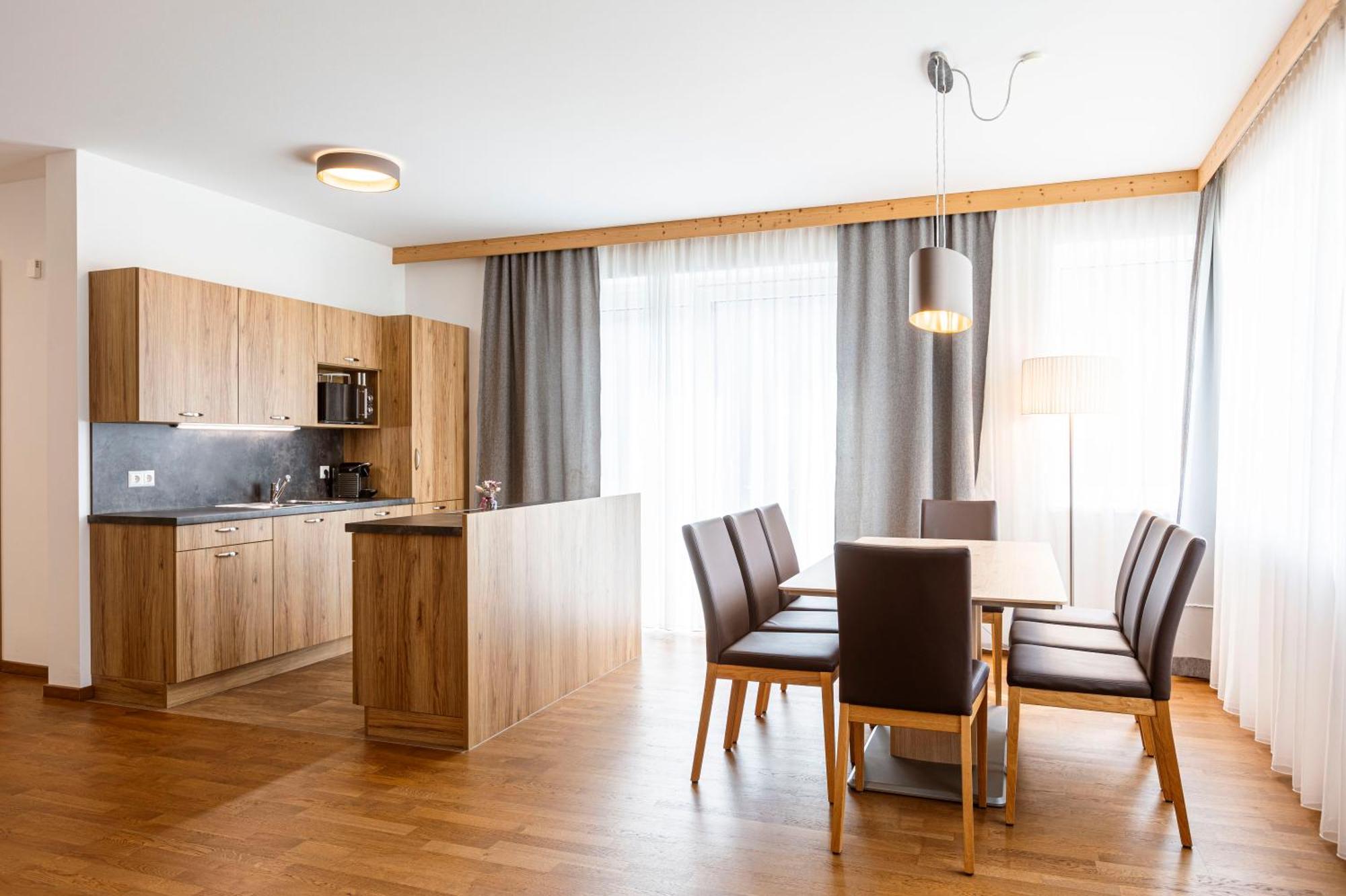 Naturpark Chalets Lambrecht By Alps Resorts Sankt Lambrecht Exteriör bild