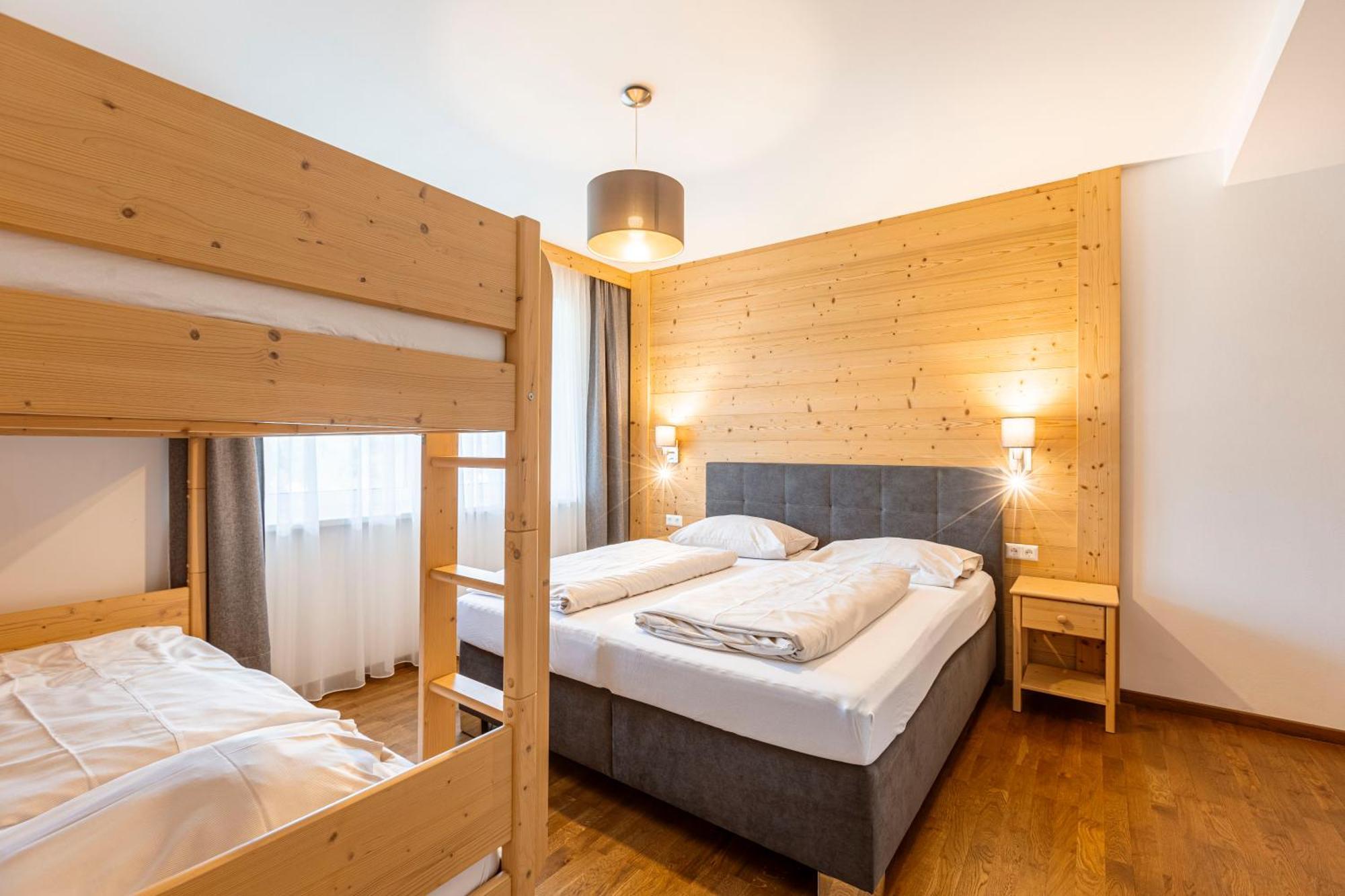Naturpark Chalets Lambrecht By Alps Resorts Sankt Lambrecht Exteriör bild